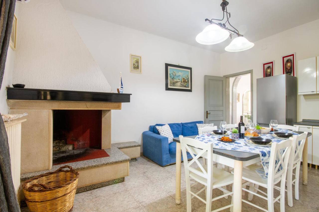 Air-Conditioned Villa 300 Meters From Porto Cesareo Beach With Parking Eksteriør billede