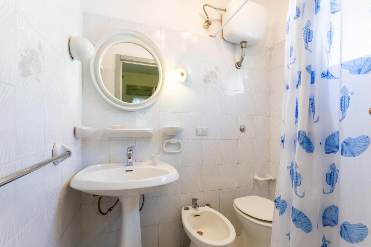 Air-Conditioned Villa 300 Meters From Porto Cesareo Beach With Parking Eksteriør billede